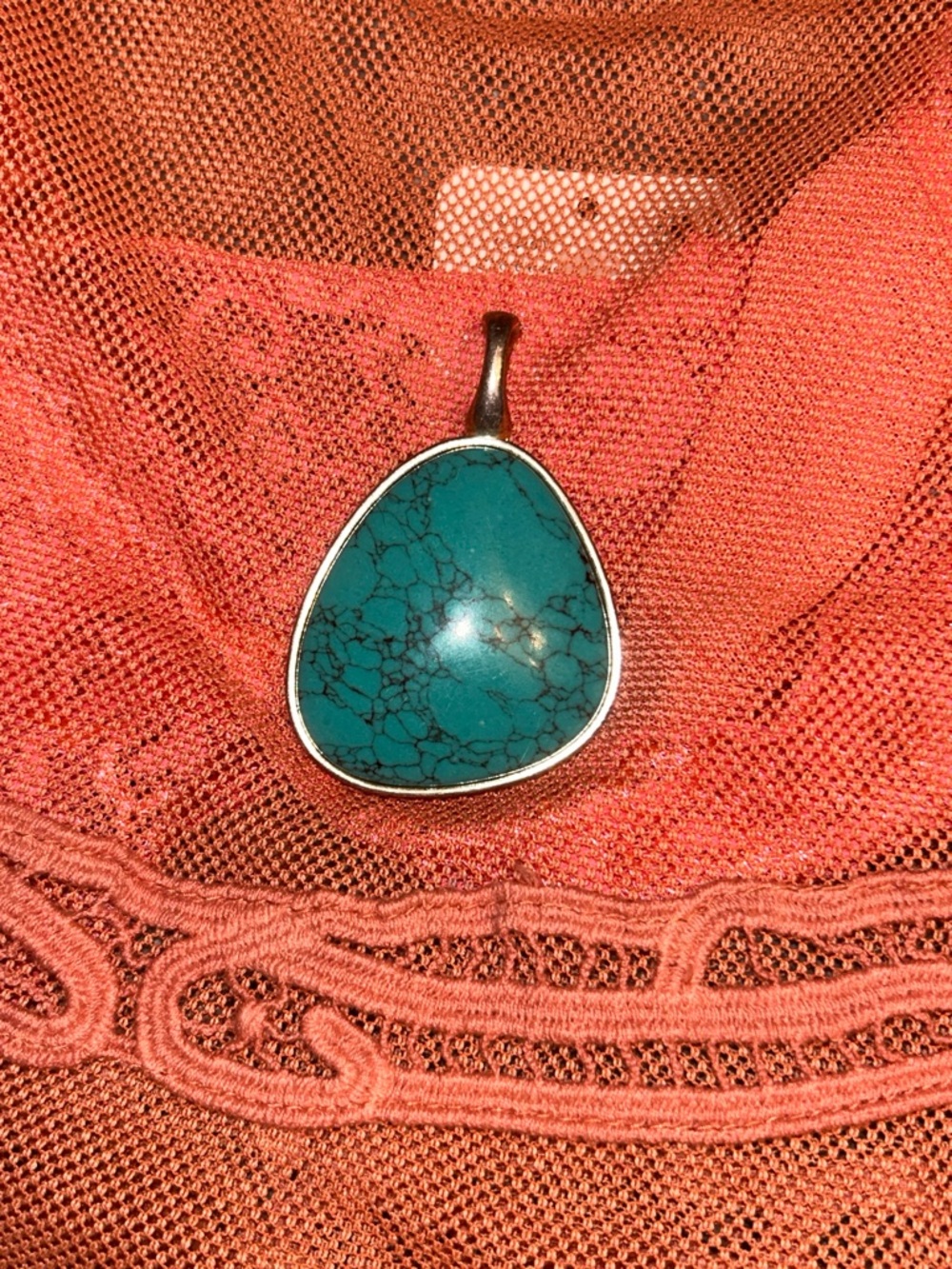 Premier Designs Cabo Faux Turquoise Pendant With Magnetic Closure